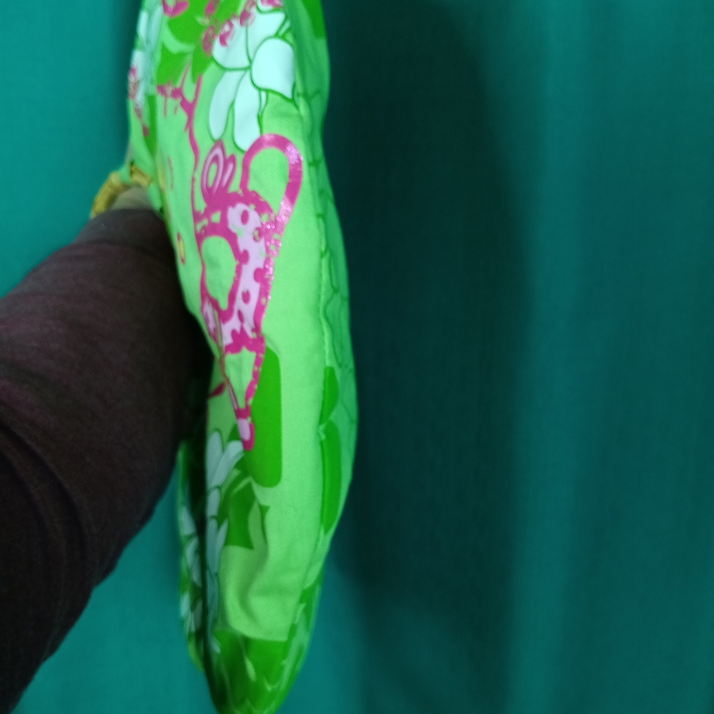 SOLD Y2k Vintage Sanrio Licensed Hello Kitty Hawaiian Kawaii Bamboo Handle Bag - Picture 3 of 8